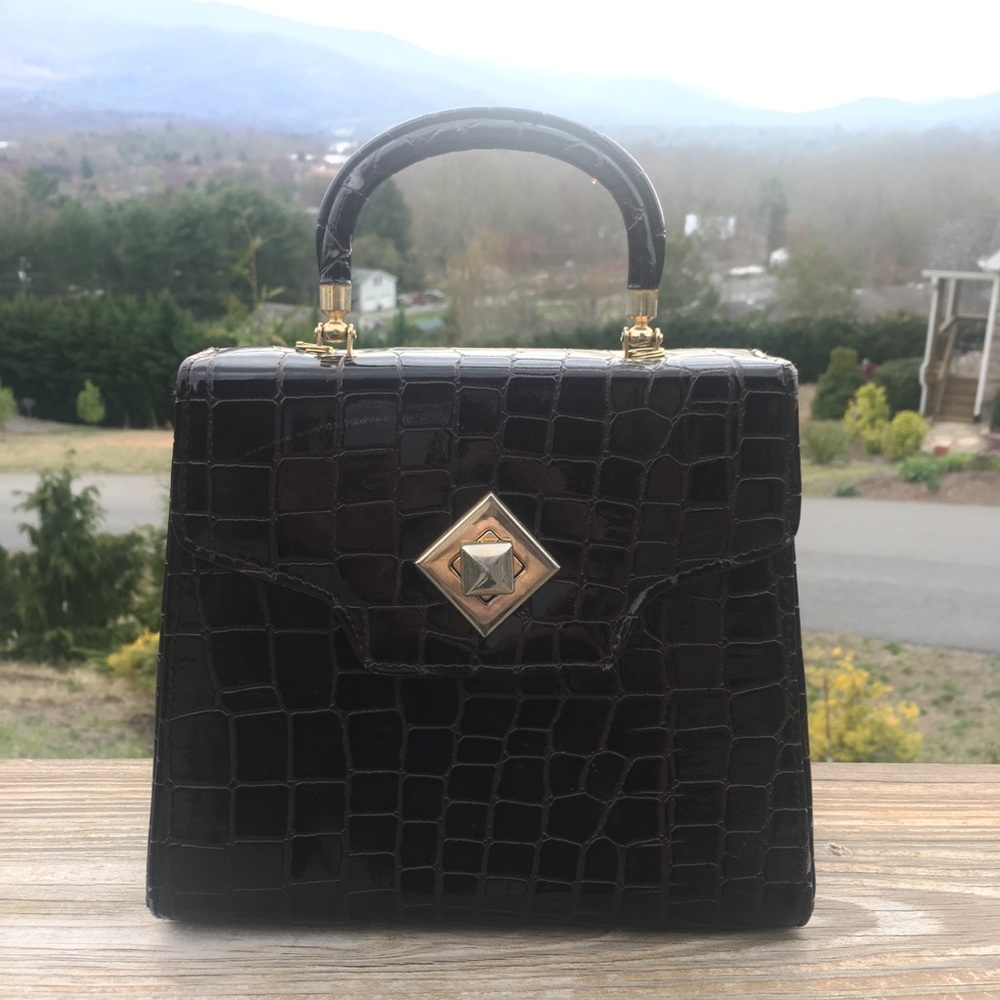 Fred’s intl purse